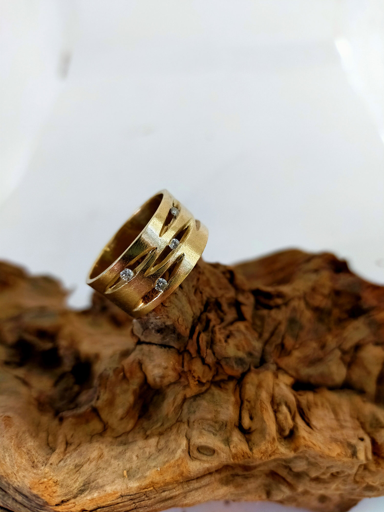 Gouden ring diamant 2